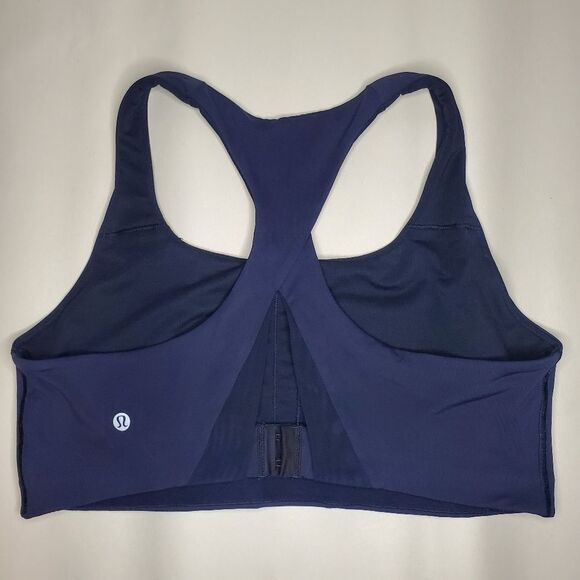 Lululemon Invigorate Bra with Clasp High Support Size 12 - Picture 5 of 9